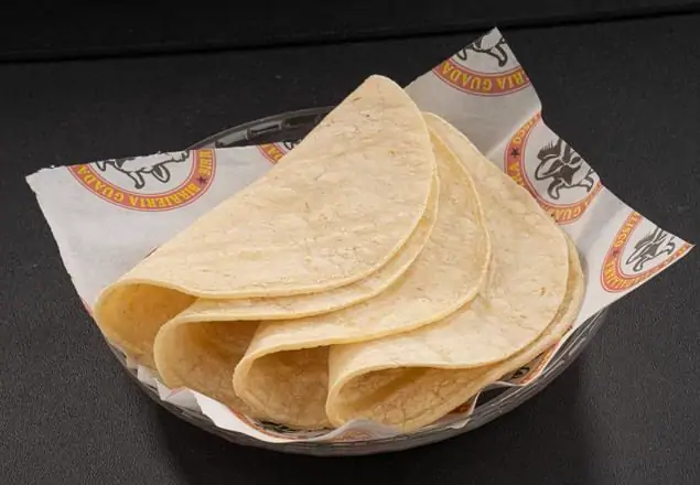 4 Regular Tortillas