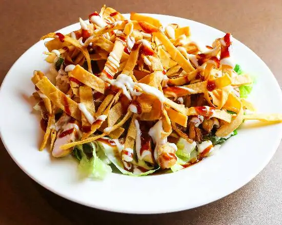 Order BBQ Chicken Salad food online from Carlos and Gabby's store, Kew Gardens Hills on bringmethat.com