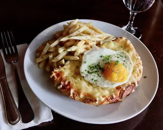 Order Le Croque Madame food online from Figaro Bistrot store, Los Angeles on bringmethat.com